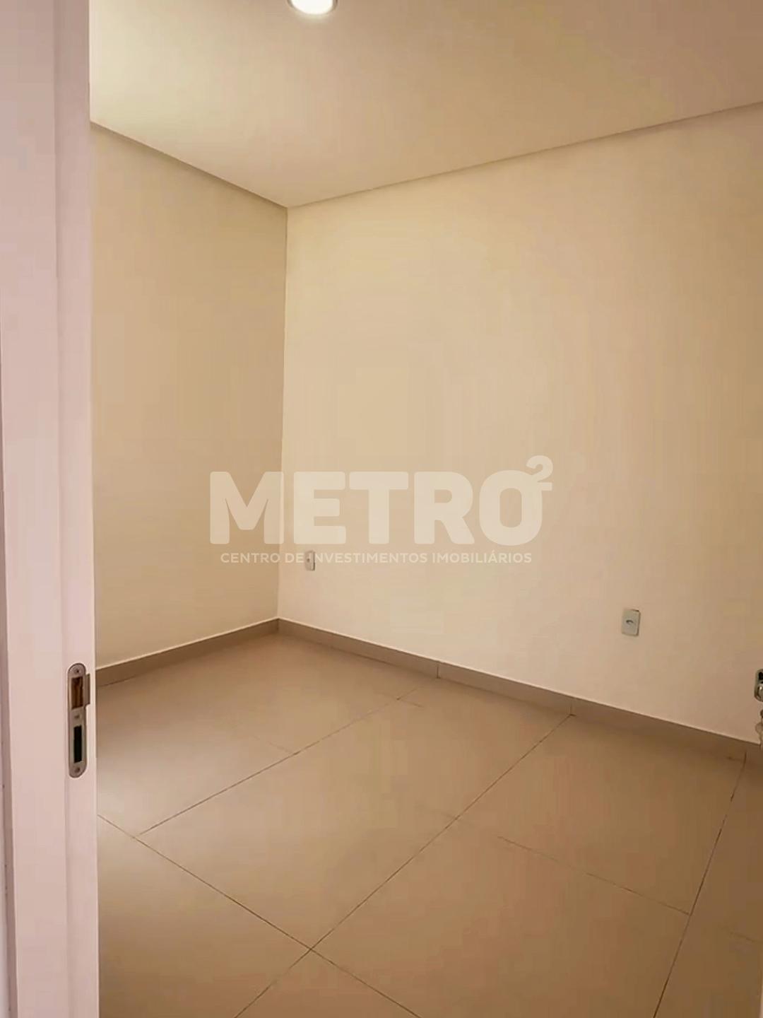 Casa à venda com 2 quartos, 65m² - Foto 2