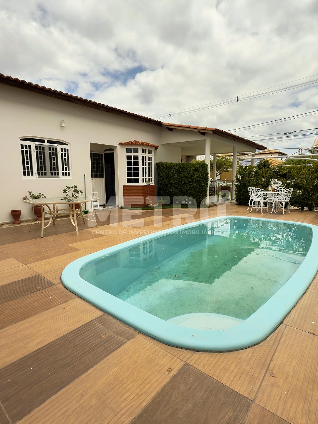 Casa à venda no Condomínio Água Viva, com 4 quartos, PETROLINA...