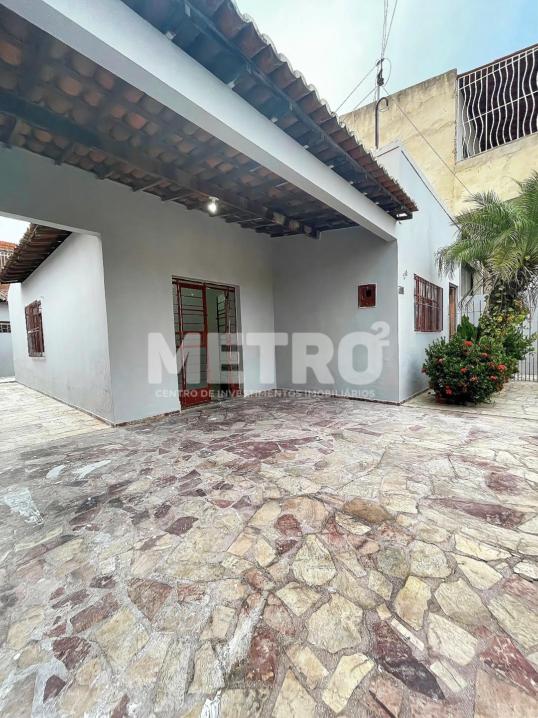 Casa para alugar com 3 quartos - Foto 1