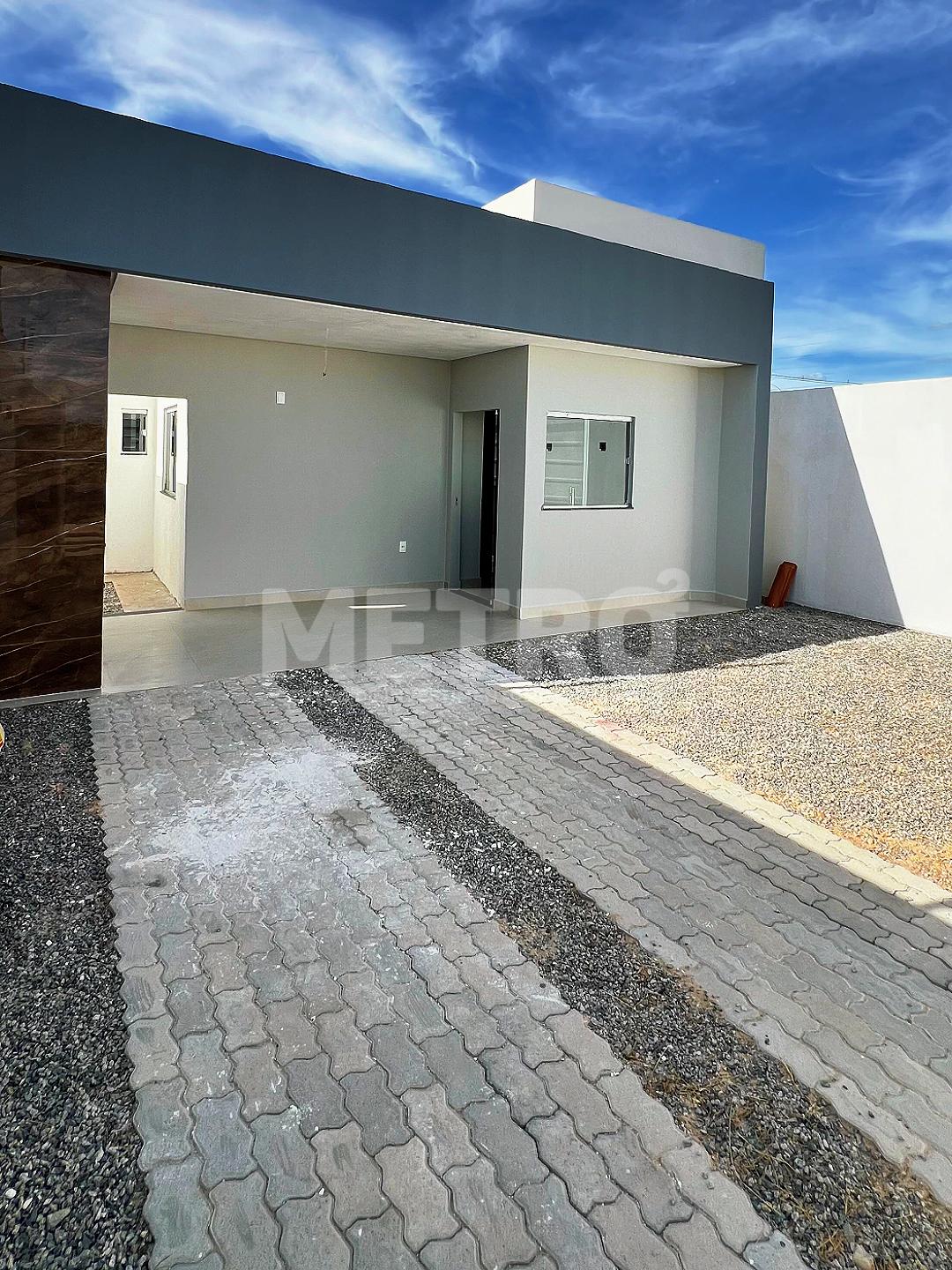 Casa à venda no Nova Petrolina com 2 quartos, sendo uma suíte,...