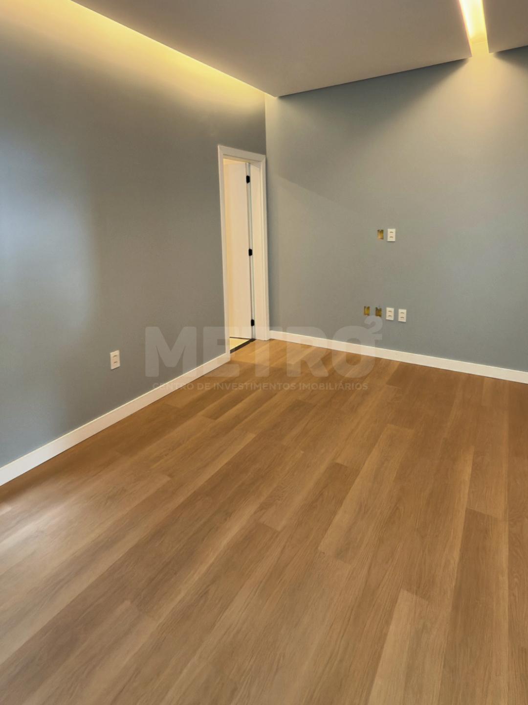 Casa de Condomínio à venda com 4 quartos, 240m² - Foto 7