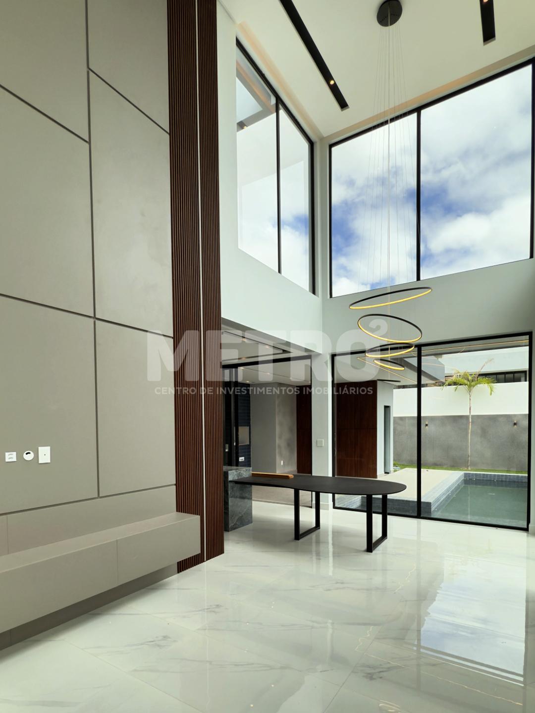 Casa de Condomínio à venda com 4 quartos, 240m² - Foto 1