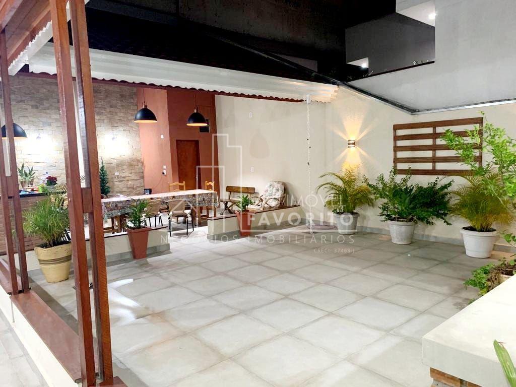Vende-se casa no Jardim das Samambaias 3 dormitórios sendo 1 s...