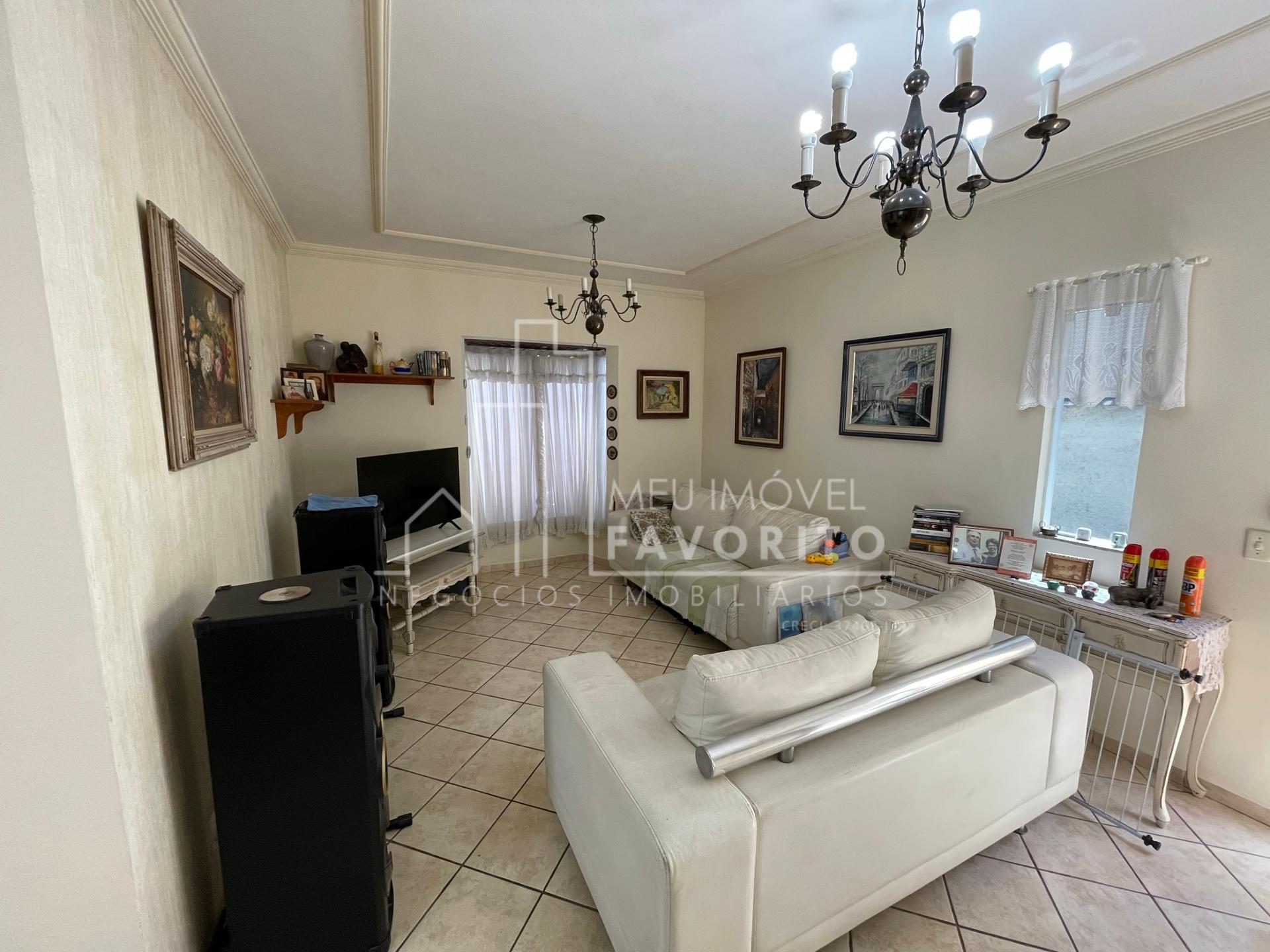 Casa a venda em Jundiaí 3 Dorm. Jardim Messina - R  890.000,00