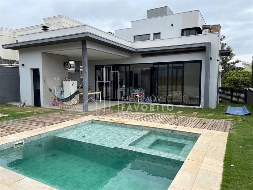 Casa à Venda em Jundiaí, 3 suítes - Condomínio Reserva da Serr...