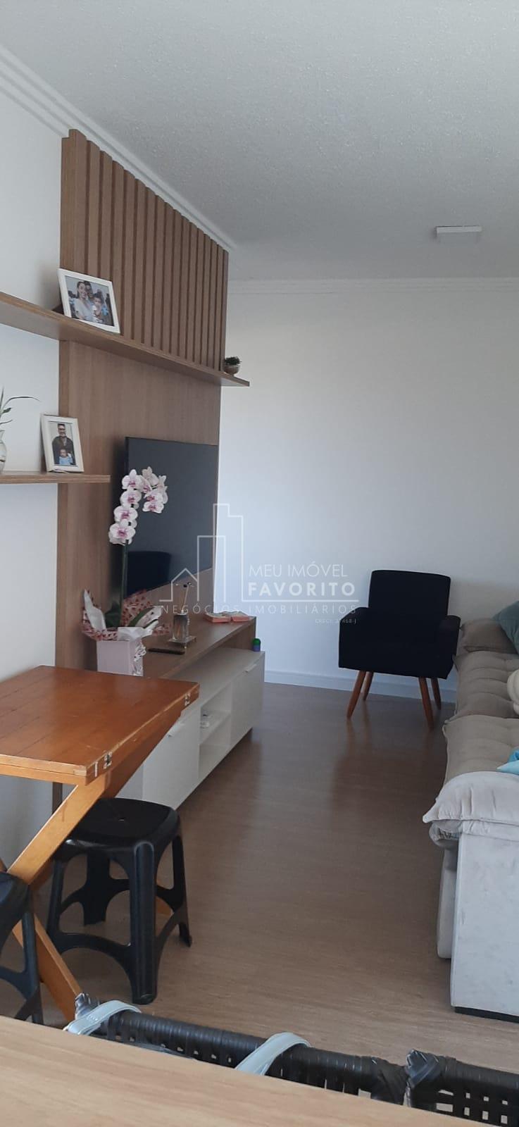 Vende-se Apartamento no Differenziato, 2 dormitórios em Medeir...