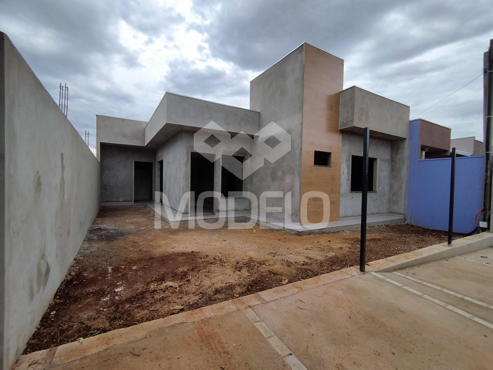 CASA à venda COM 70,00m2 E TERRENO DE 133,00M2 NO JD. SÃO FRAN...