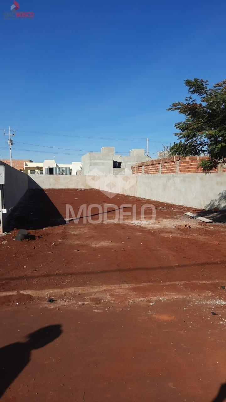 TERRENO COM 351,07m2 NO JD. SÃO FRANCISCO