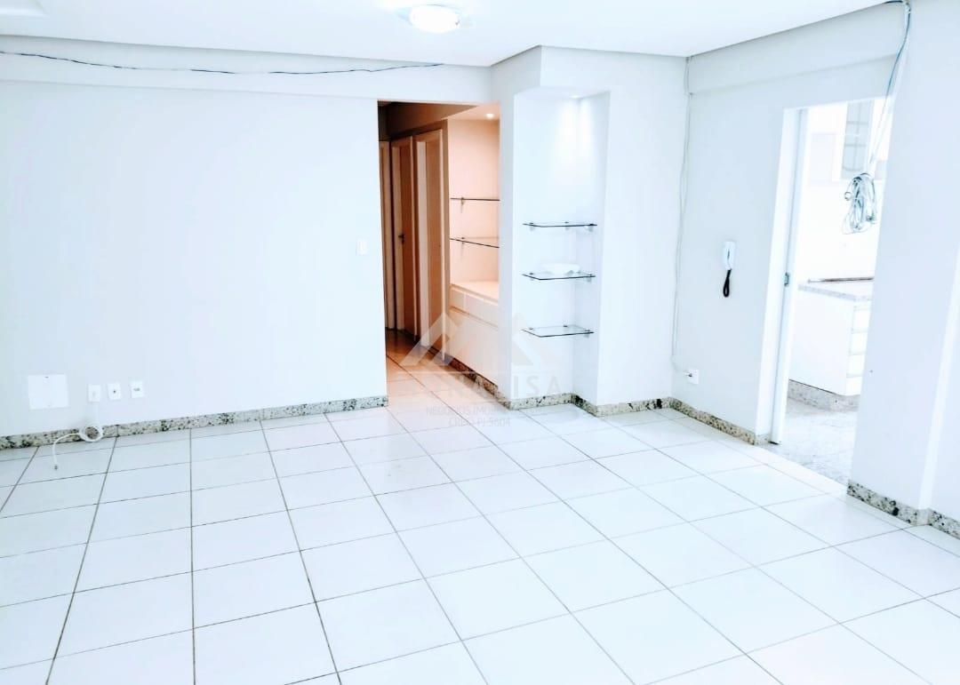 LINDO APARTAMENTO NO CENTRO DA CIDAE , PRÓXIMO  AOS PRINCIPAIS...