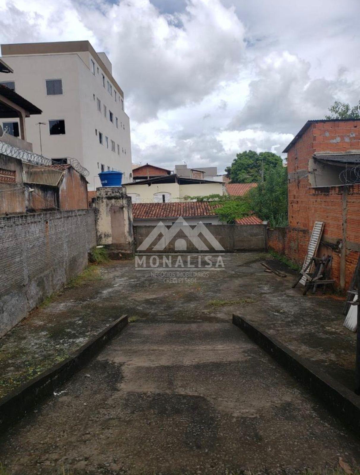 Lote à venda, VVila Guilhermina, MONTES CLAROS - MG