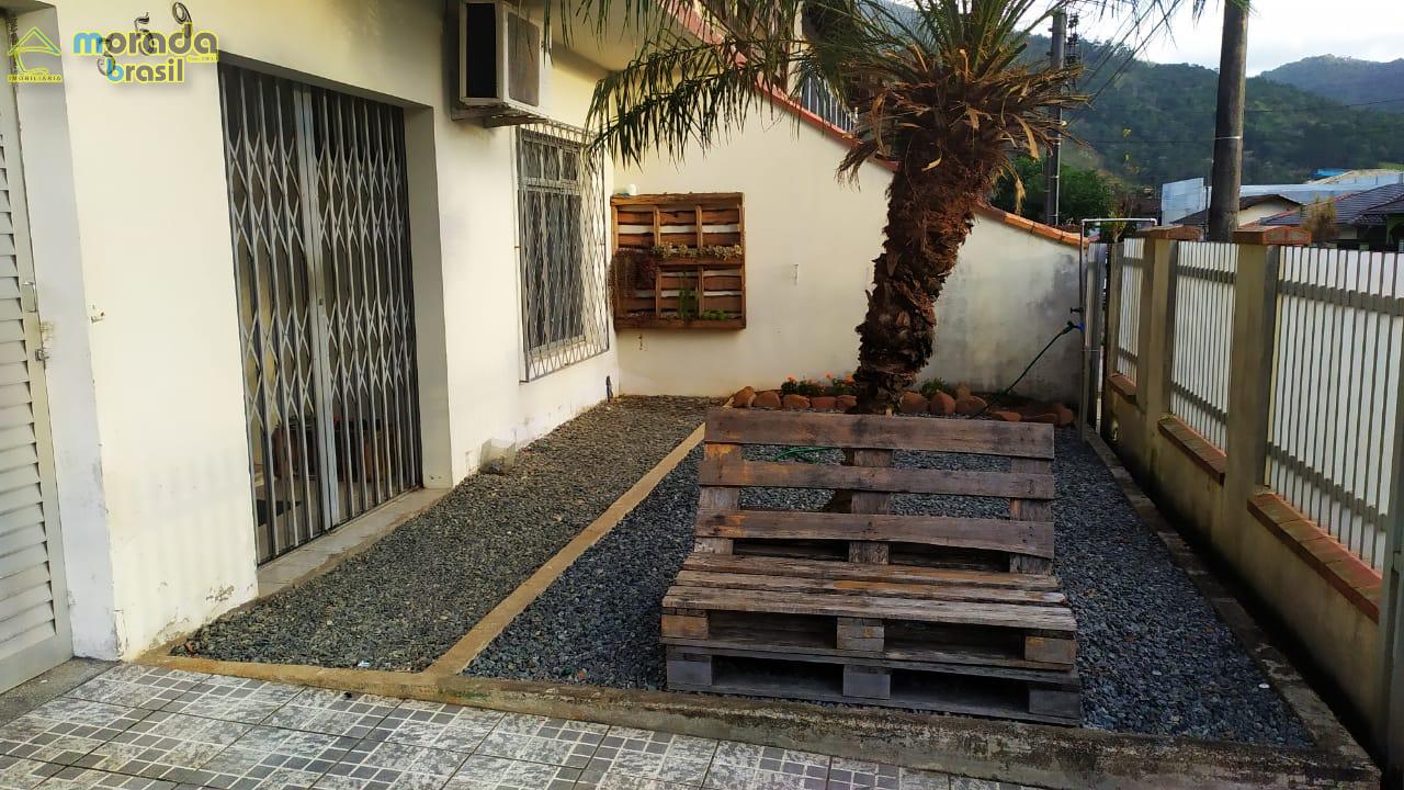 CASA BAIRRO VILA LALAU