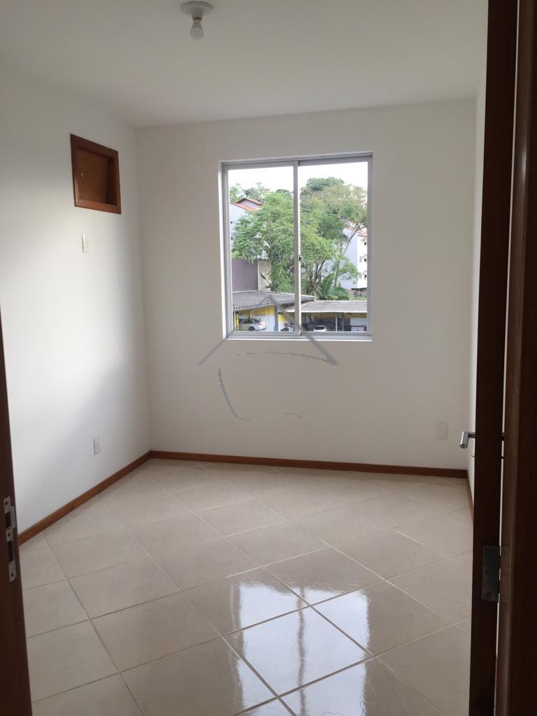 APARTAMENTO SEMI MOBILIADO NO BAIRRO CENTRO