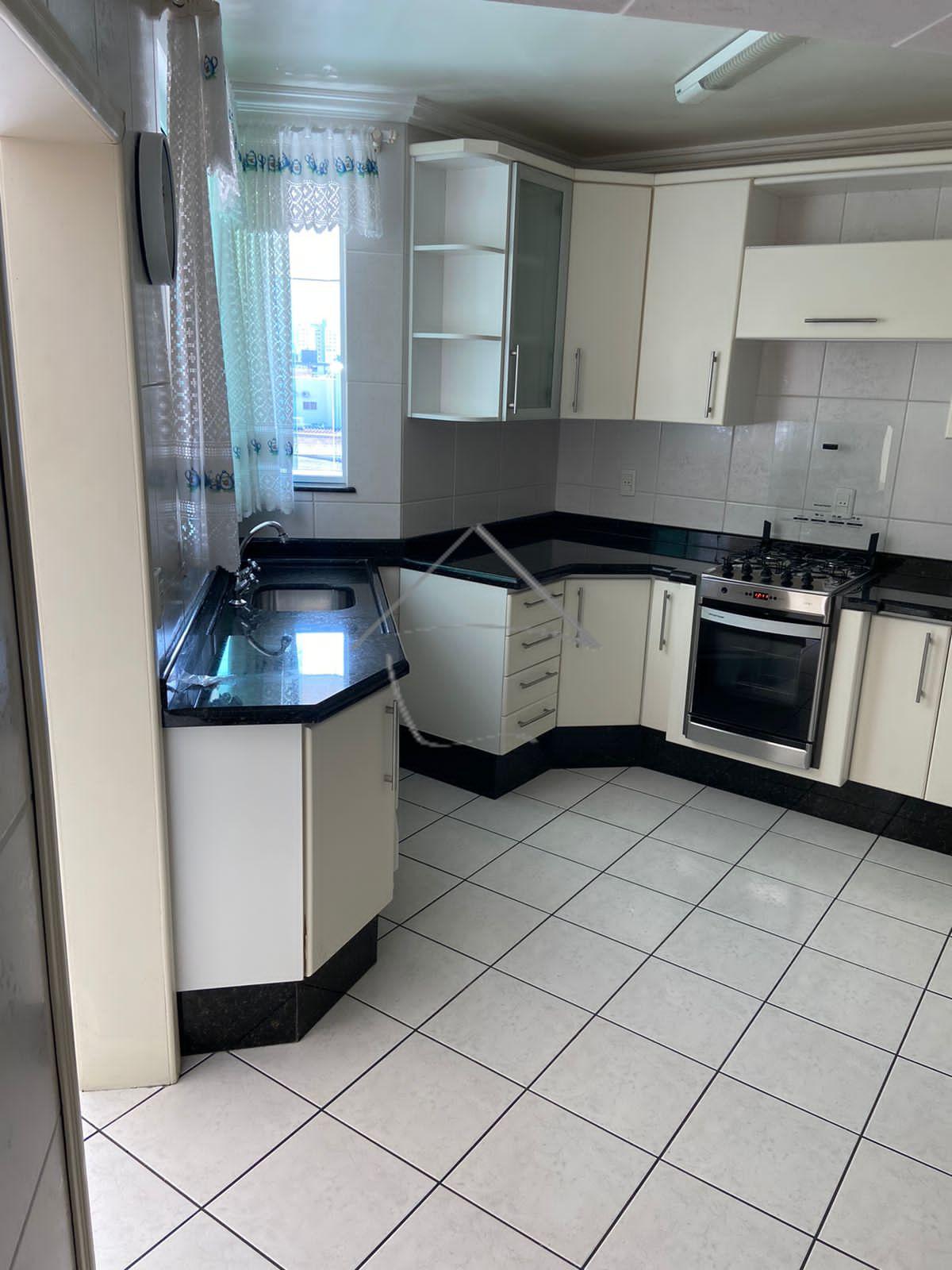 Apartamento com 3 dormitórios para locação, CENTRO, JARAGUA DO...