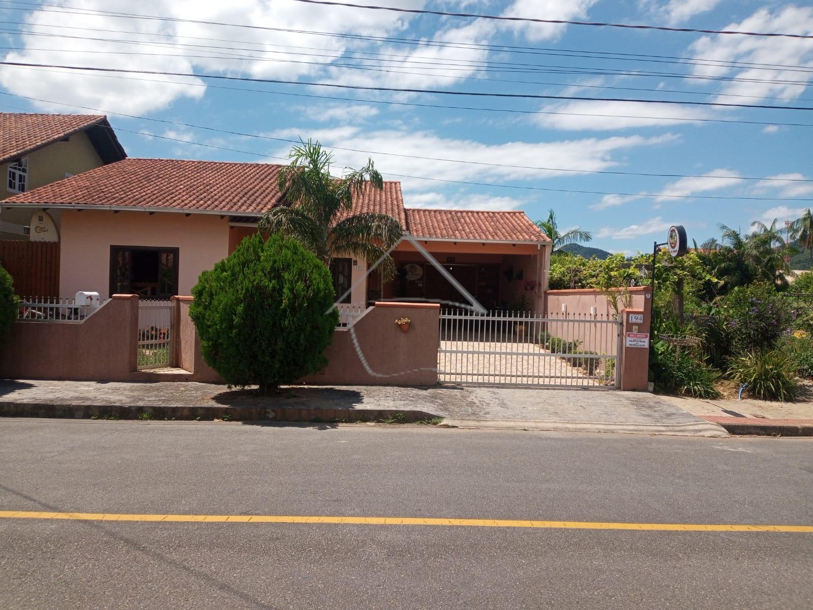 Casa localizada no bairro Amizade - Jaraguá do Sul   SC