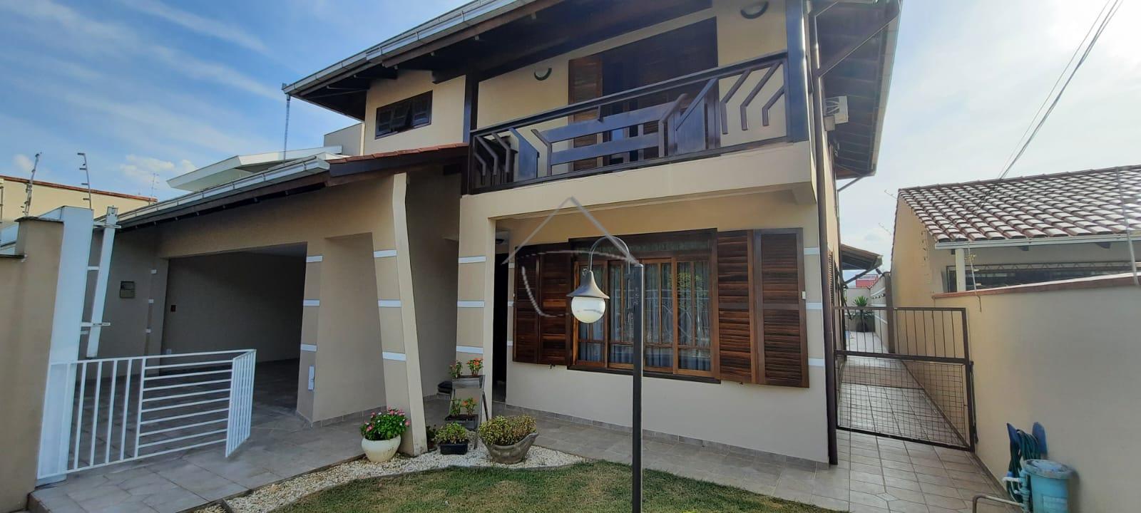 CASA LOCALIZADA NA VILA LENZI, JARAGUÁ DO SUL / SC