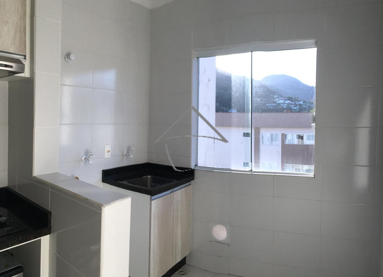 APARTAMENTO BAIRRO CZERNIEWICZ