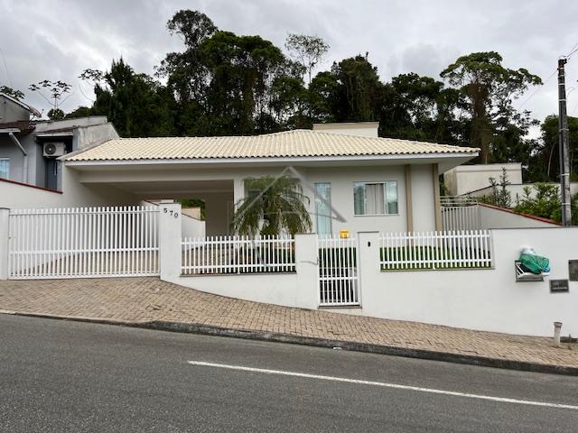 CASA BAIRRO TRES RIOS DO SUL