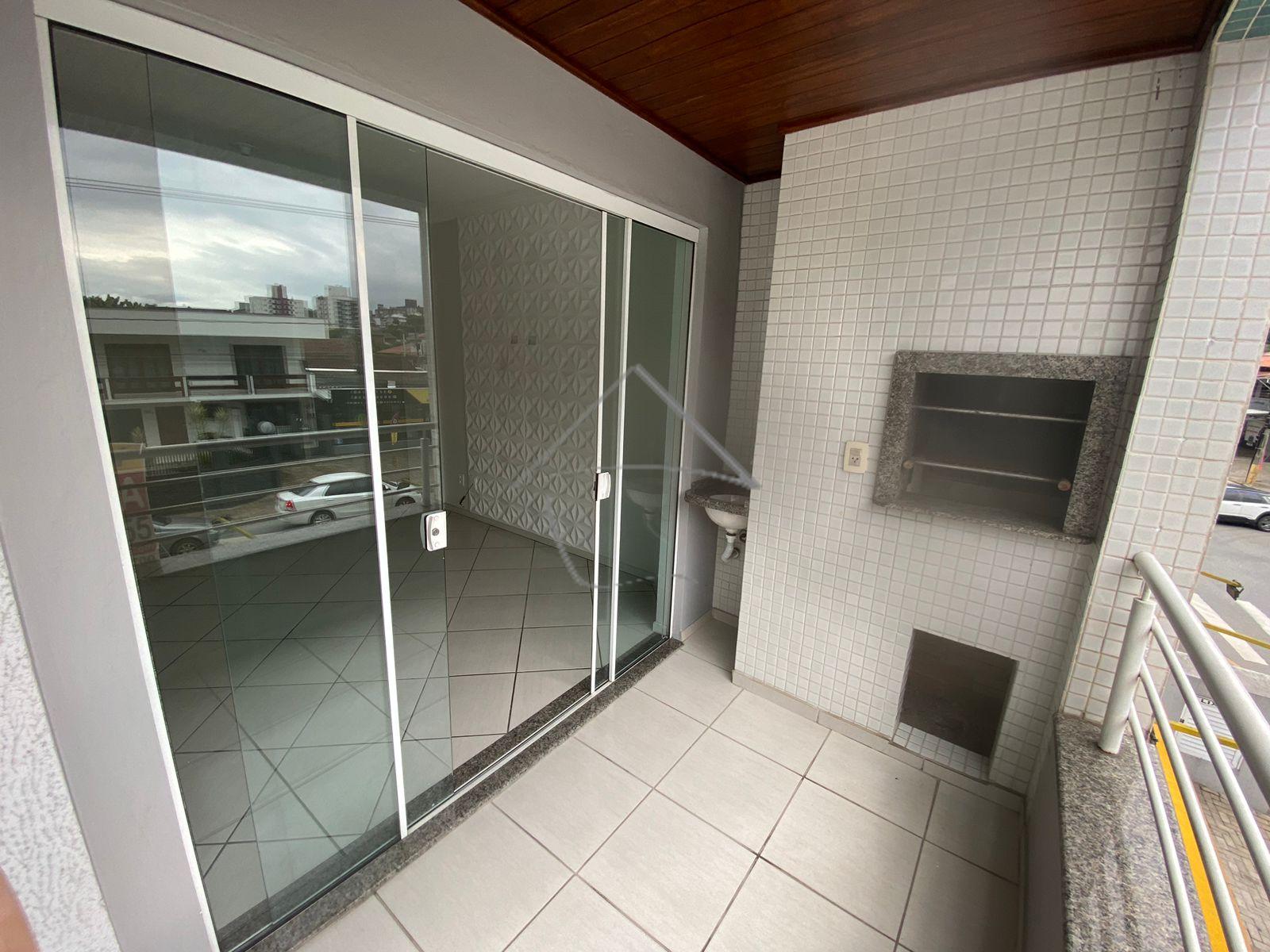 APARTAMENTO BAIRRO JARAGUA ESQUERDO