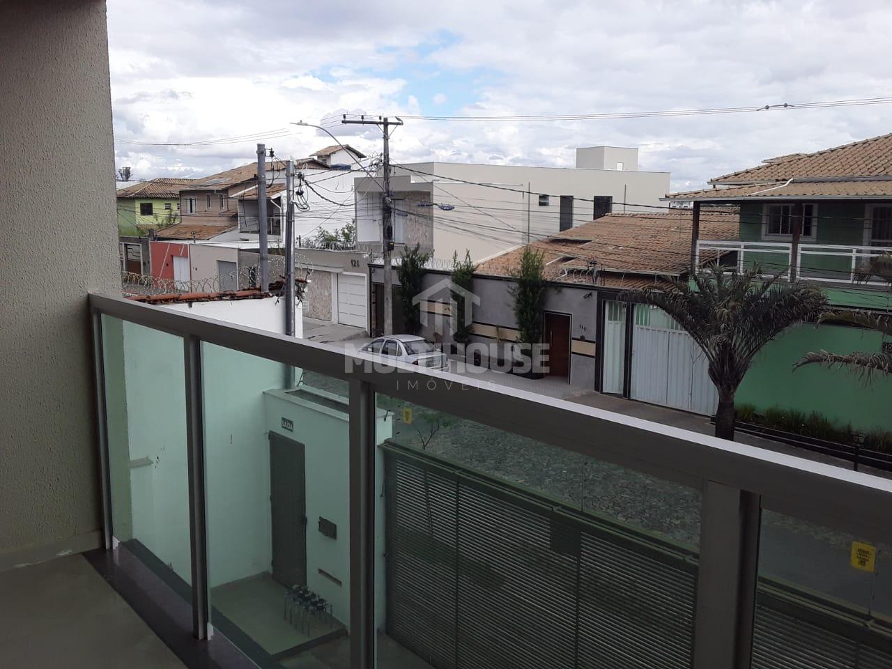 Apartamento à venda com 3 quartos, 87m² - Foto 1