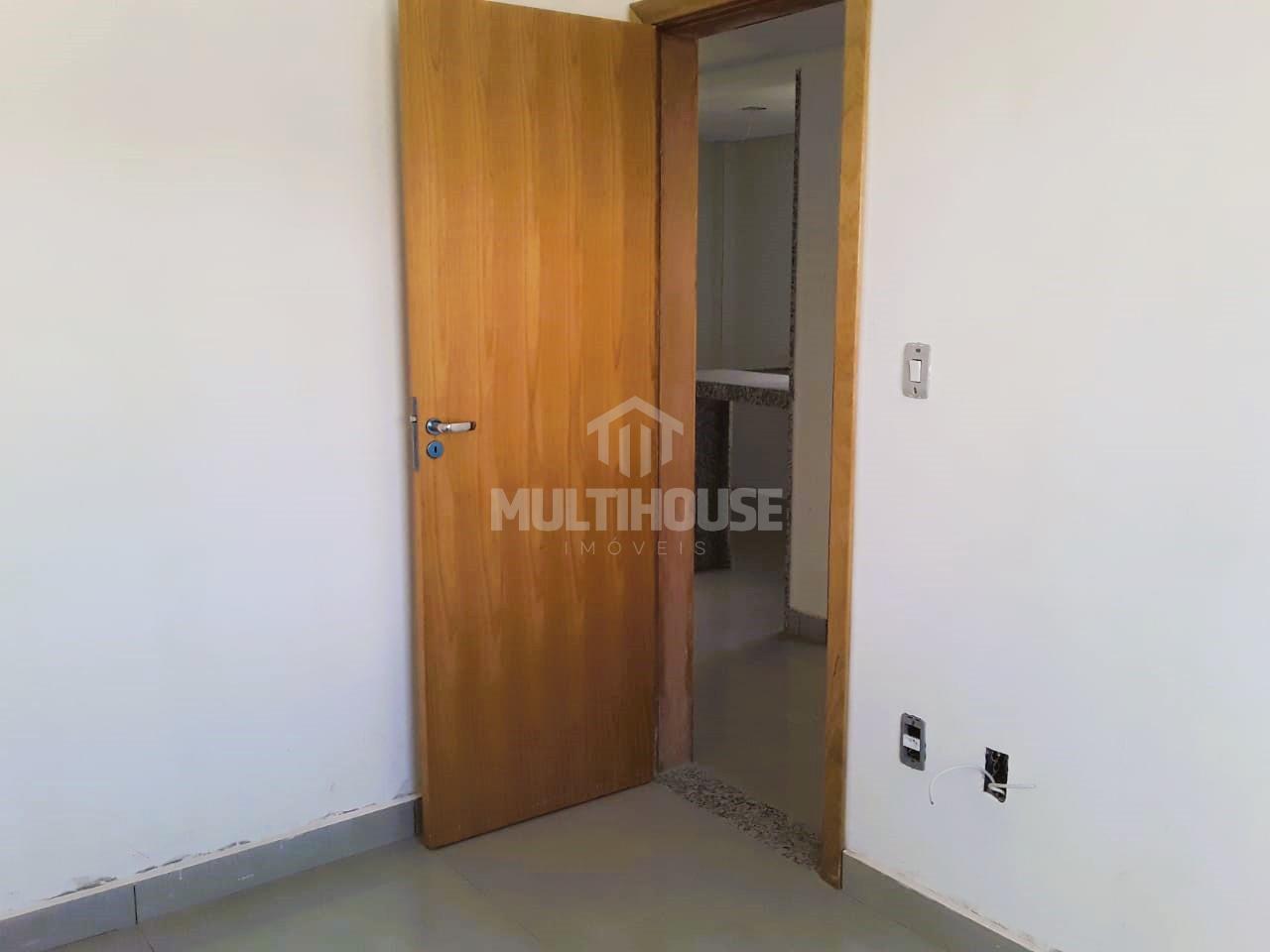 Apartamento à venda com 2 quartos, 45m² - Foto 4