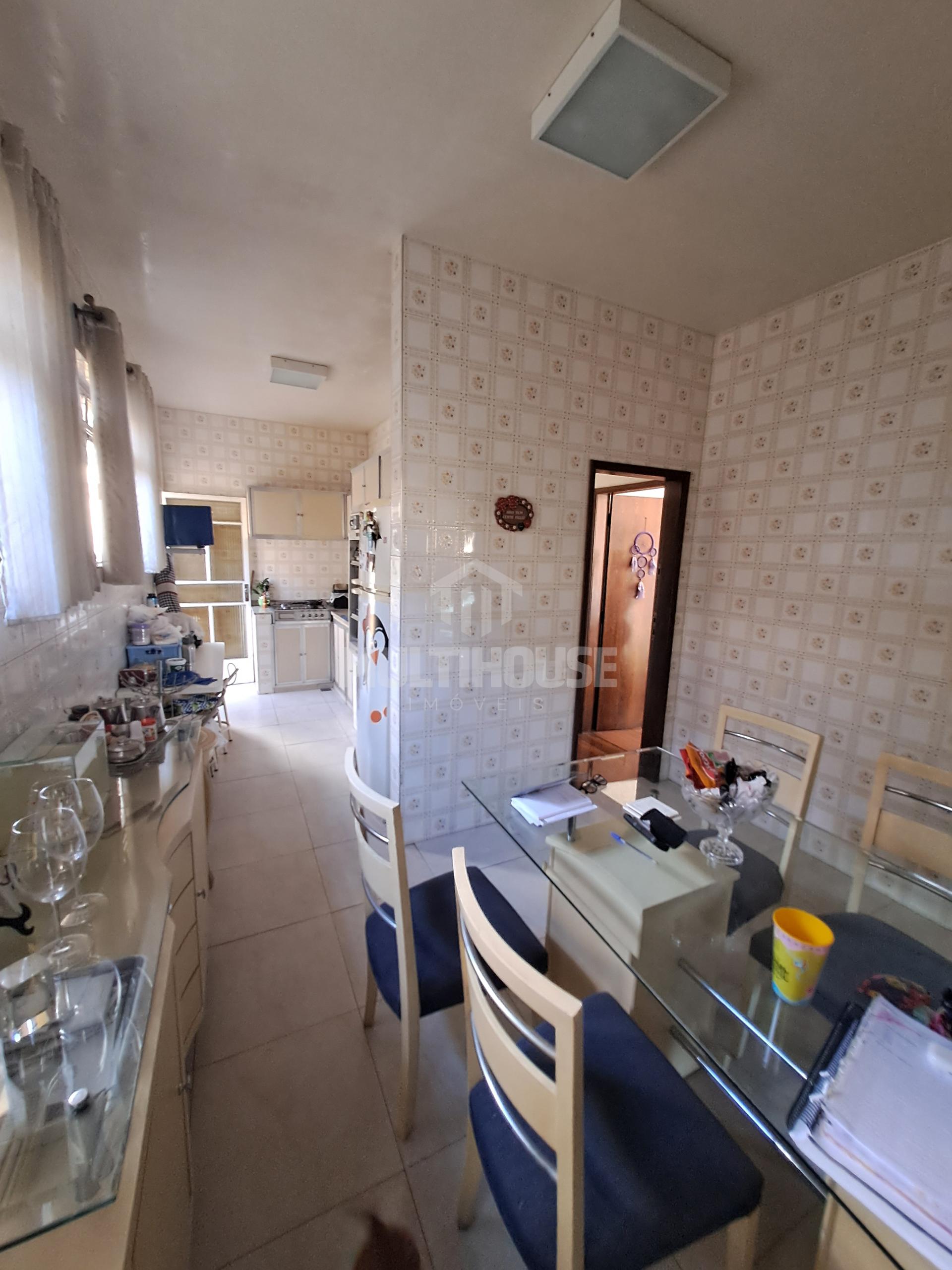 Casa à venda com 3 quartos, 280m² - Foto 10