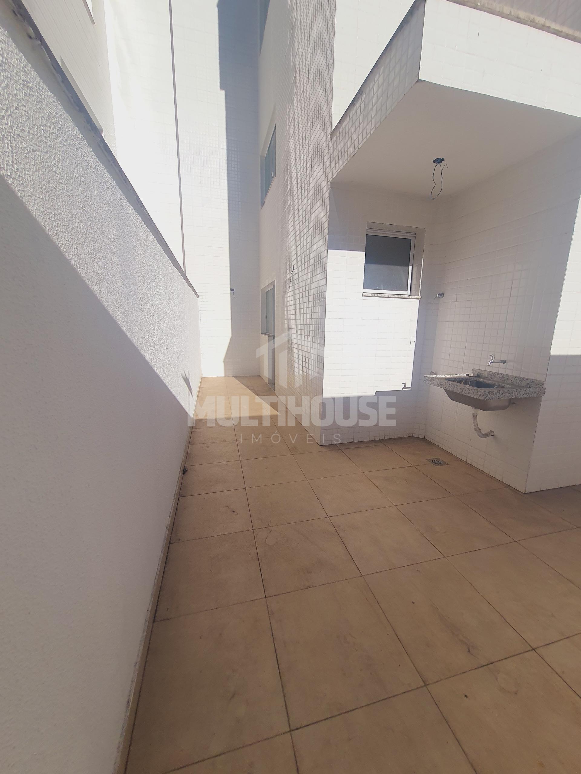 Apartamento à venda com 3 quartos, 80m² - Foto 1