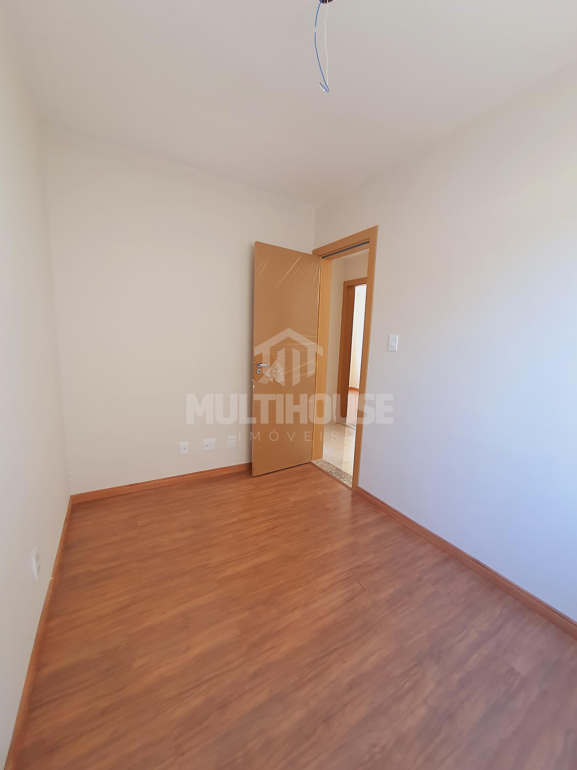 Apartamento à venda com 3 quartos, 81m² - Foto 11