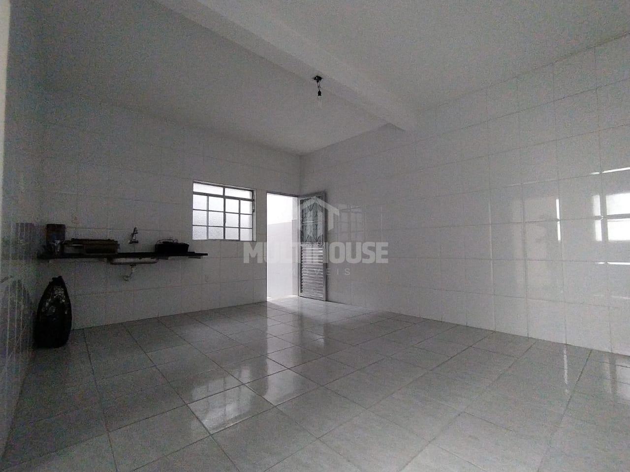 Casa para alugar com 4 quartos, 120m² - Foto 5