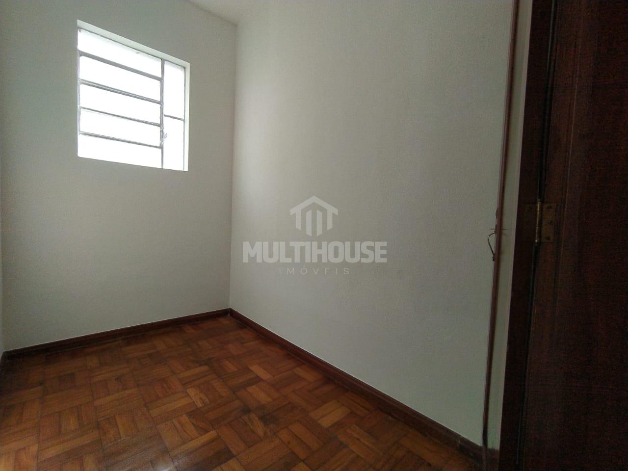 Casa para alugar com 4 quartos, 120m² - Foto 9