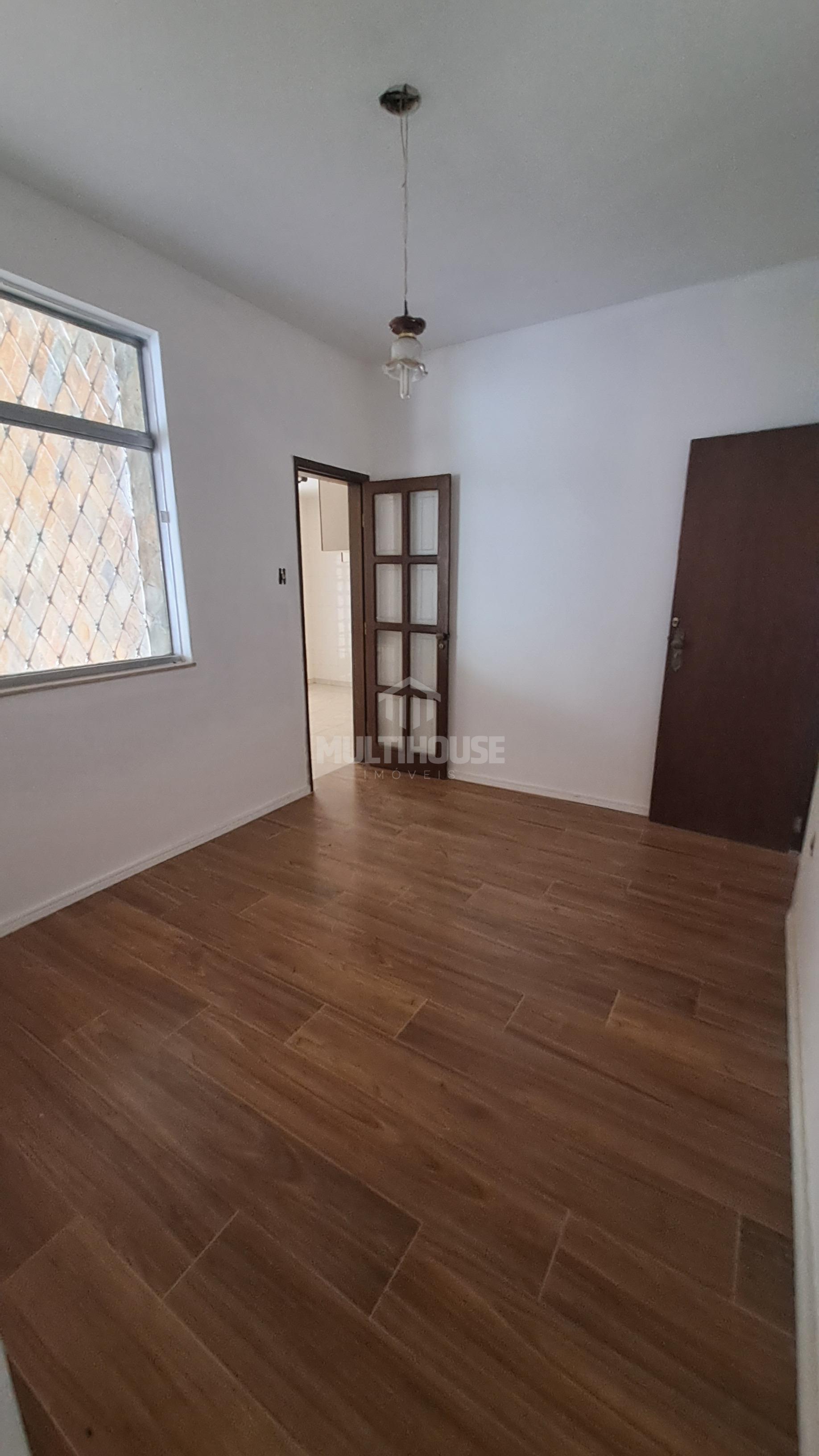 Casa à venda com 2 quartos, 225m² - Foto 8