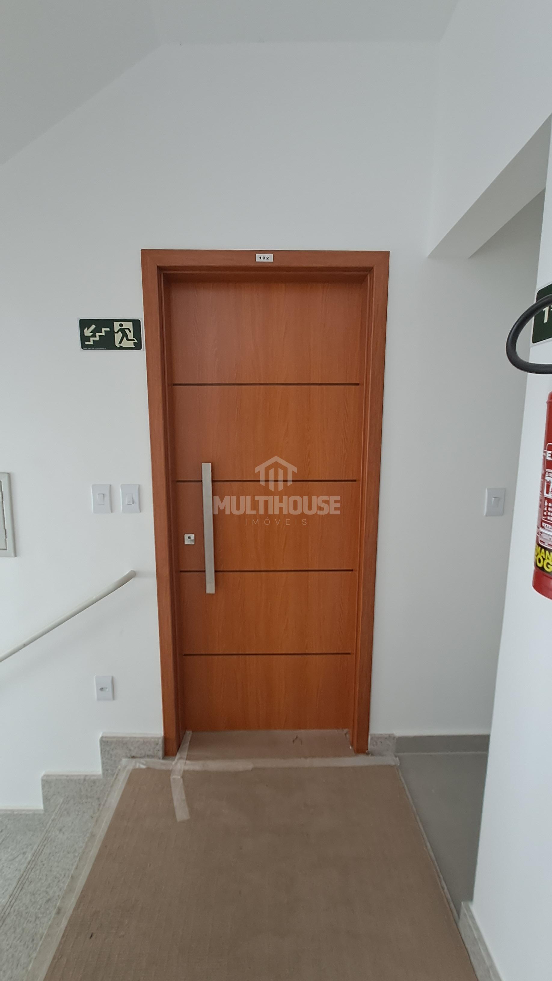 Apartamento à venda com 3 quartos, 87m² - Foto 3