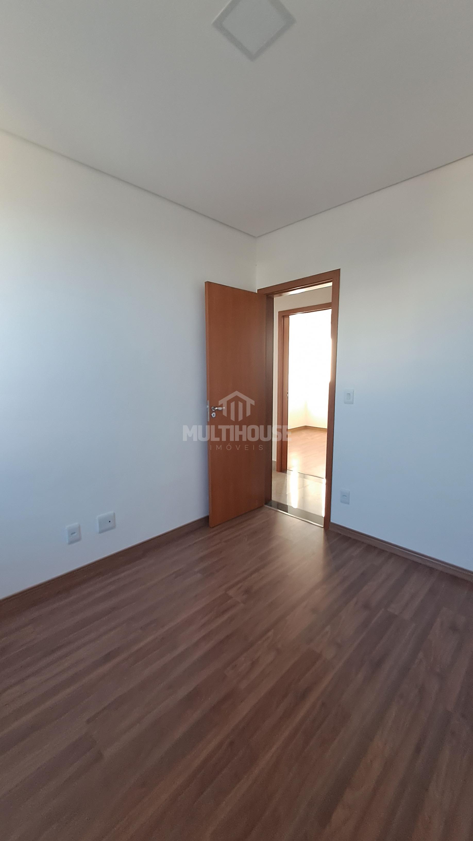 Apartamento à venda com 3 quartos, 87m² - Foto 15