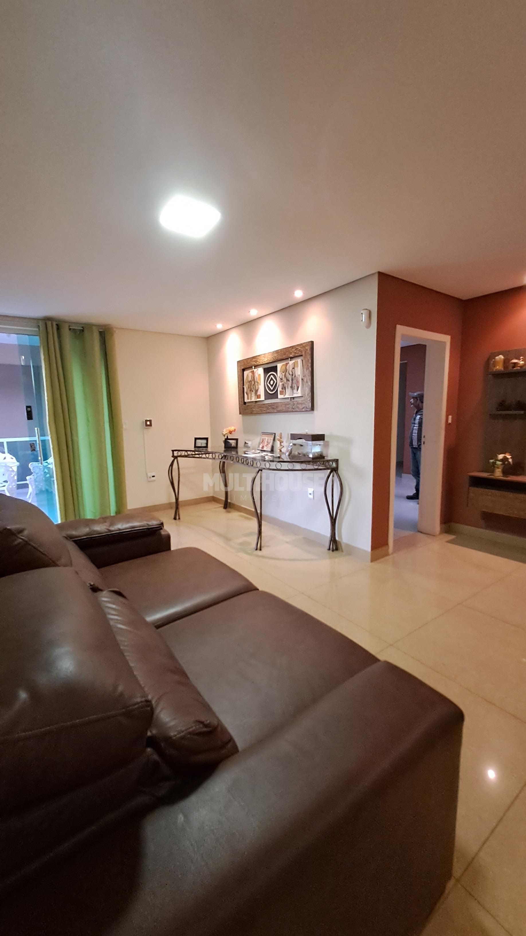 Casa à venda com 3 quartos, 294m² - Foto 4