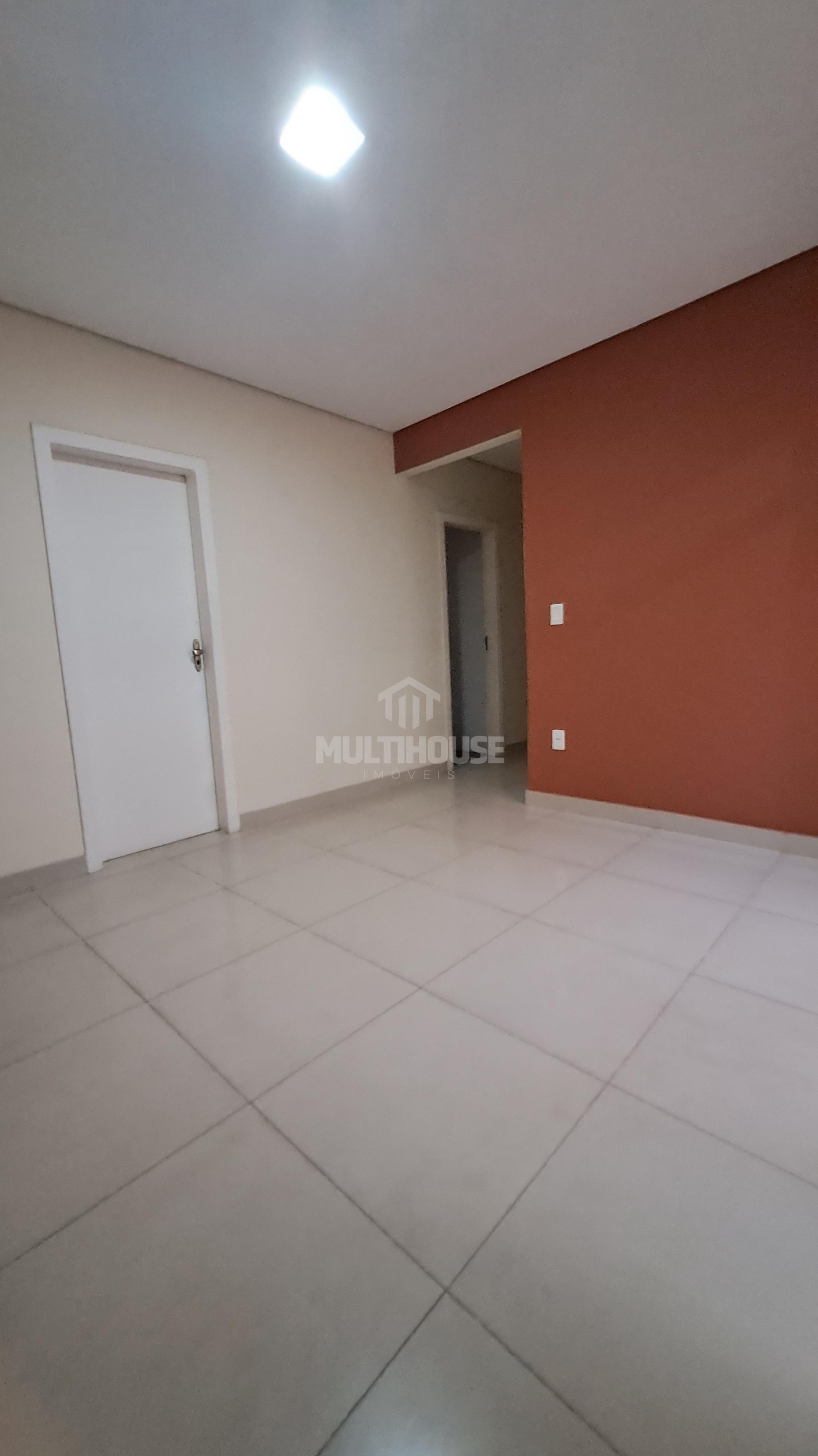 Casa à venda com 3 quartos, 294m² - Foto 5