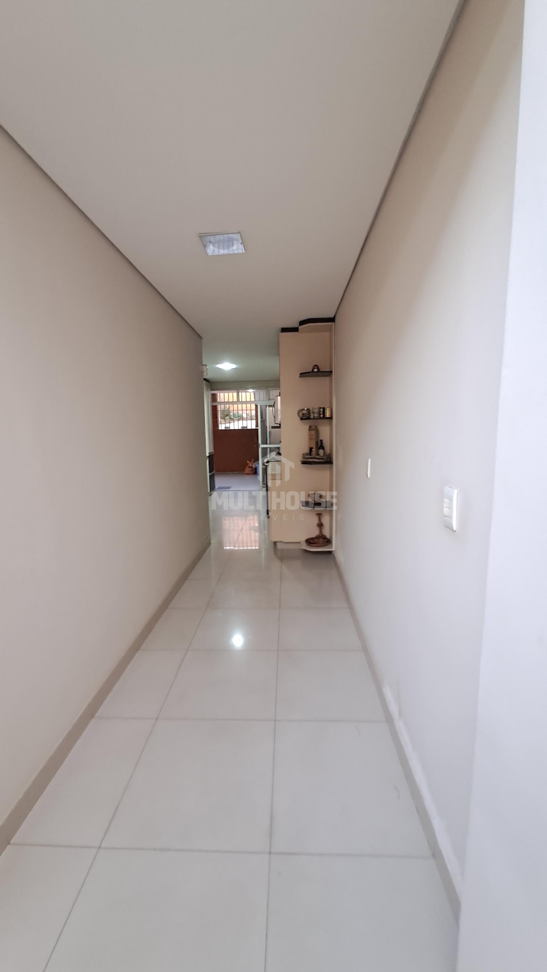 Casa à venda com 3 quartos, 294m² - Foto 15