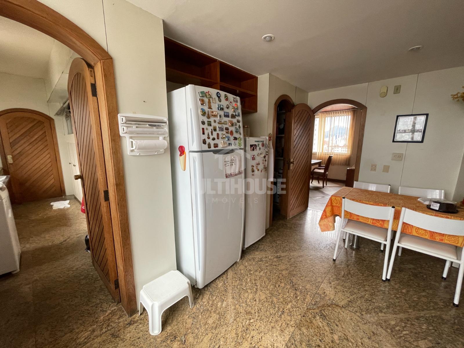 Apartamento à venda com 3 quartos, 290m² - Foto 21