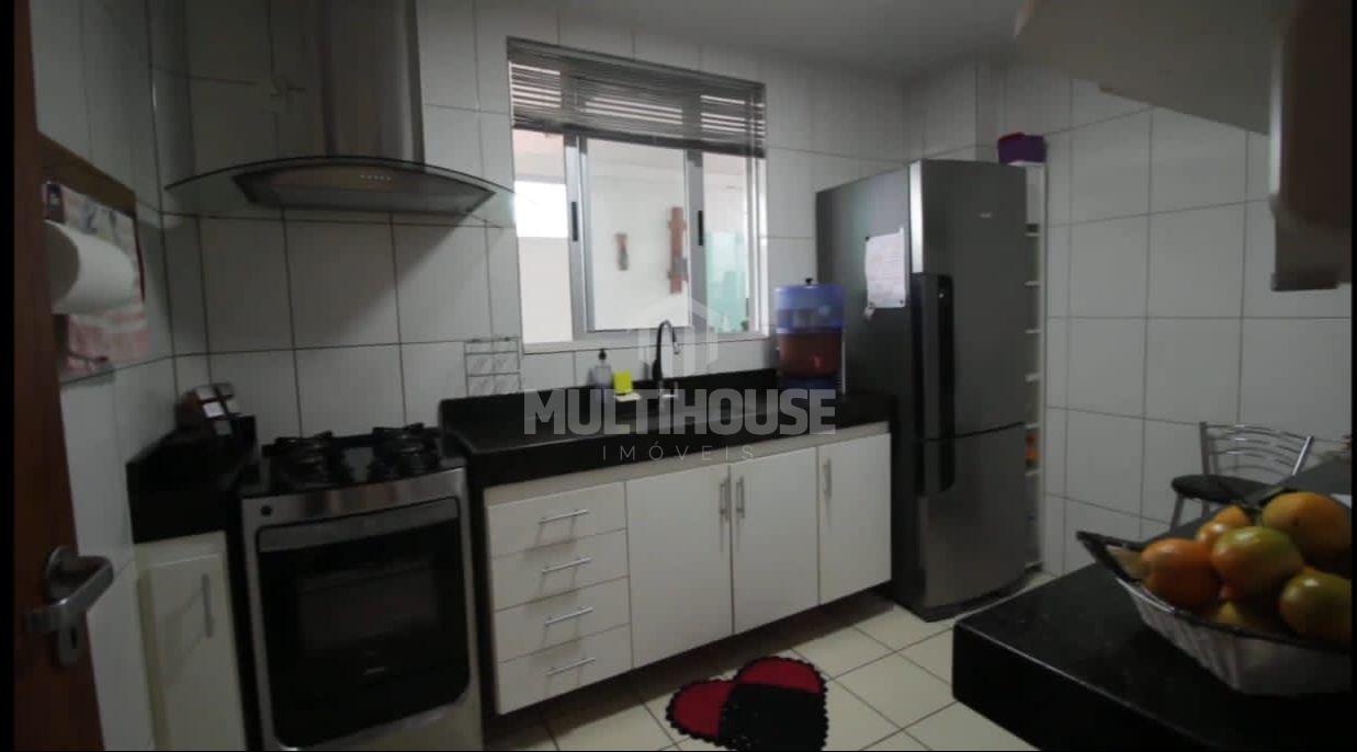 Apartamento à venda com 2 quartos, 101m² - Foto 14