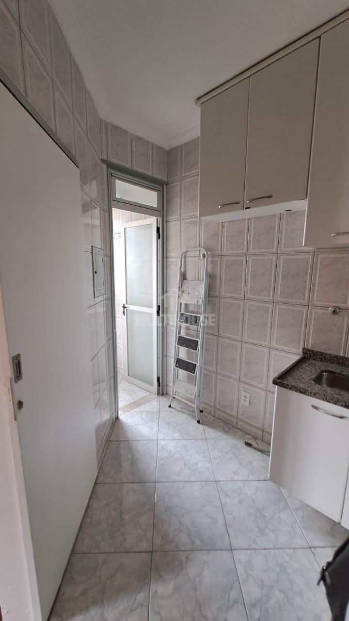 Apartamento à venda com 3 quartos, 80m² - Foto 23