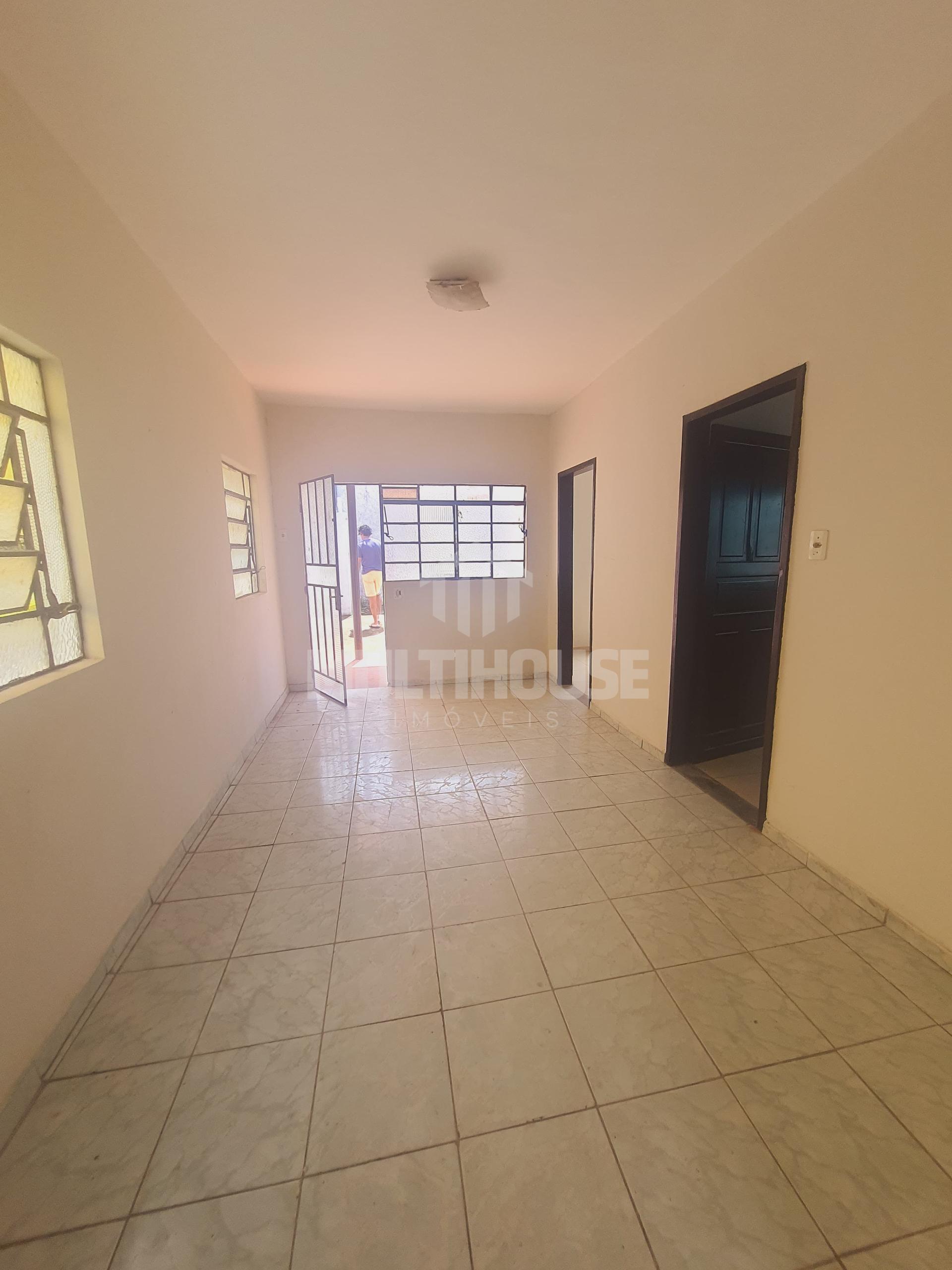 Casa à venda com 3 quartos, 120m² - Foto 3