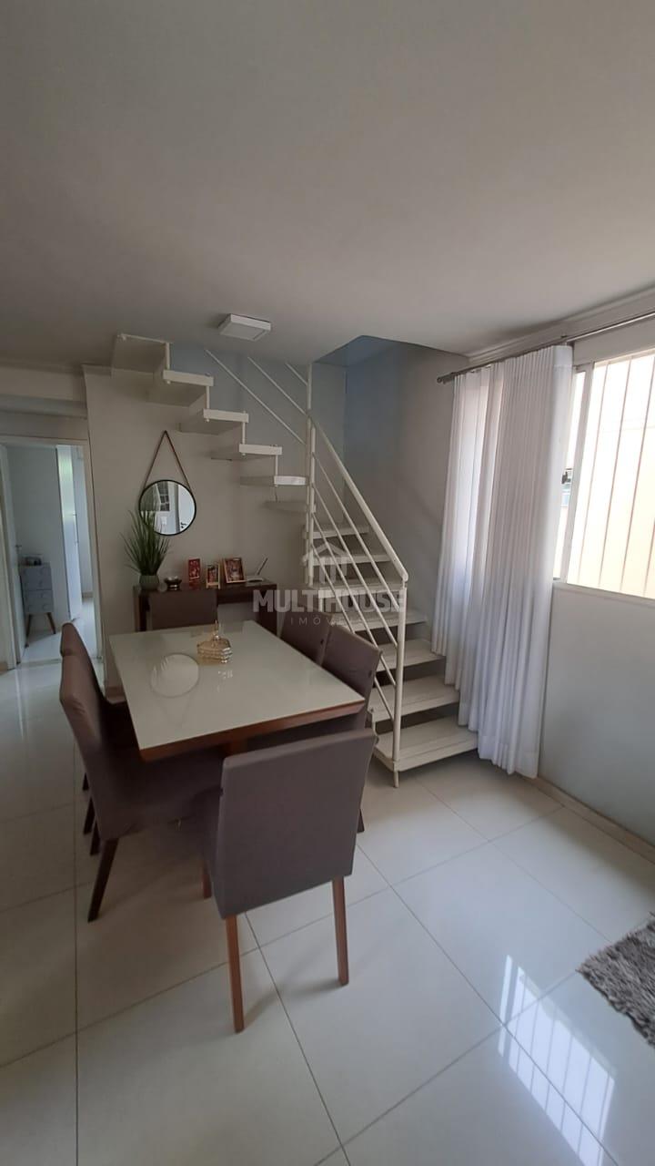 Apartamento à venda com 3 quartos, 110m² - Foto 1