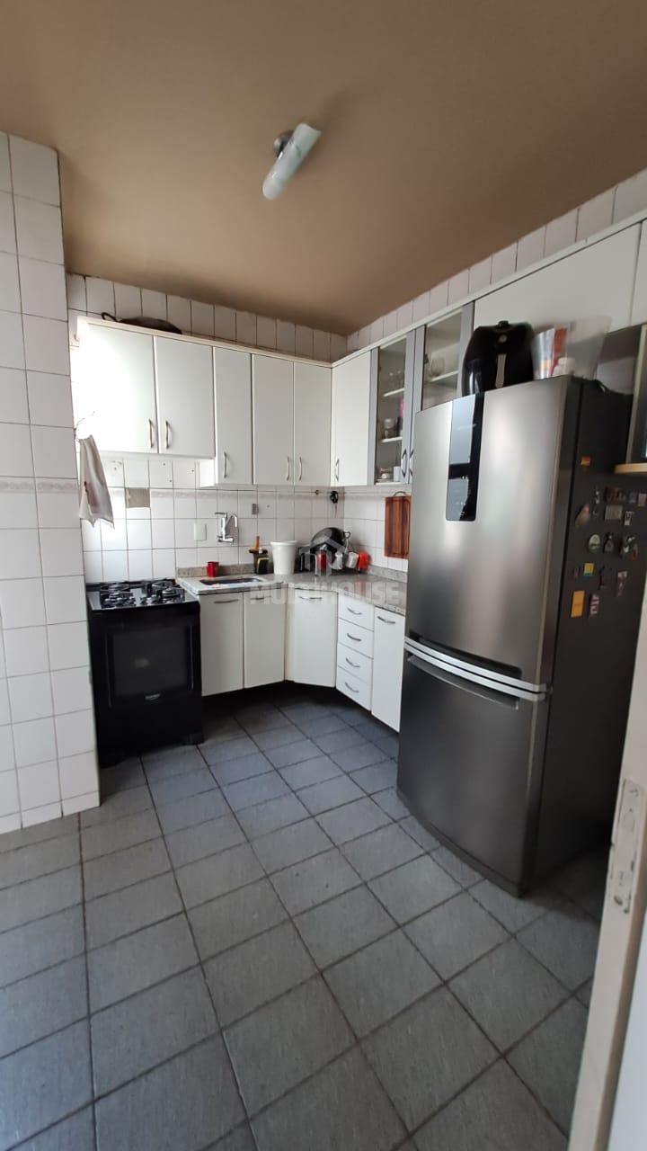 Apartamento à venda com 3 quartos, 120m² - Foto 17