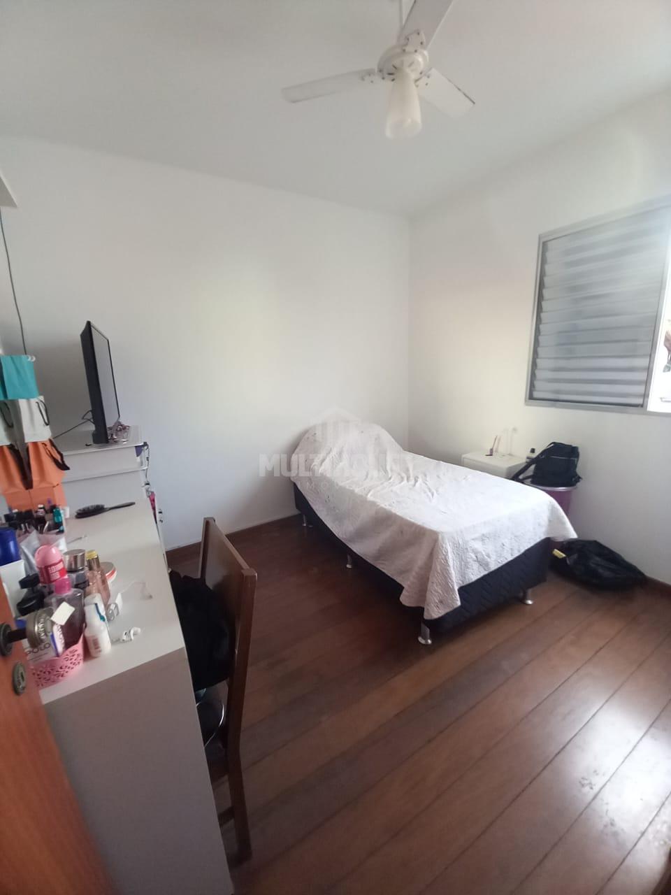 Apartamento à venda com 3 quartos, 180m² - Foto 8