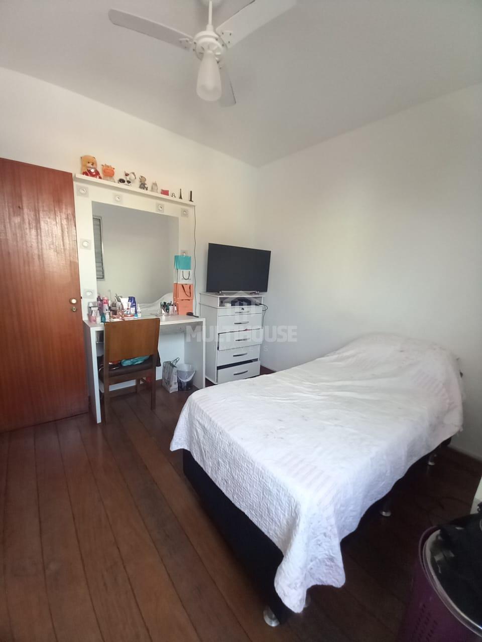 Apartamento à venda com 3 quartos, 180m² - Foto 10