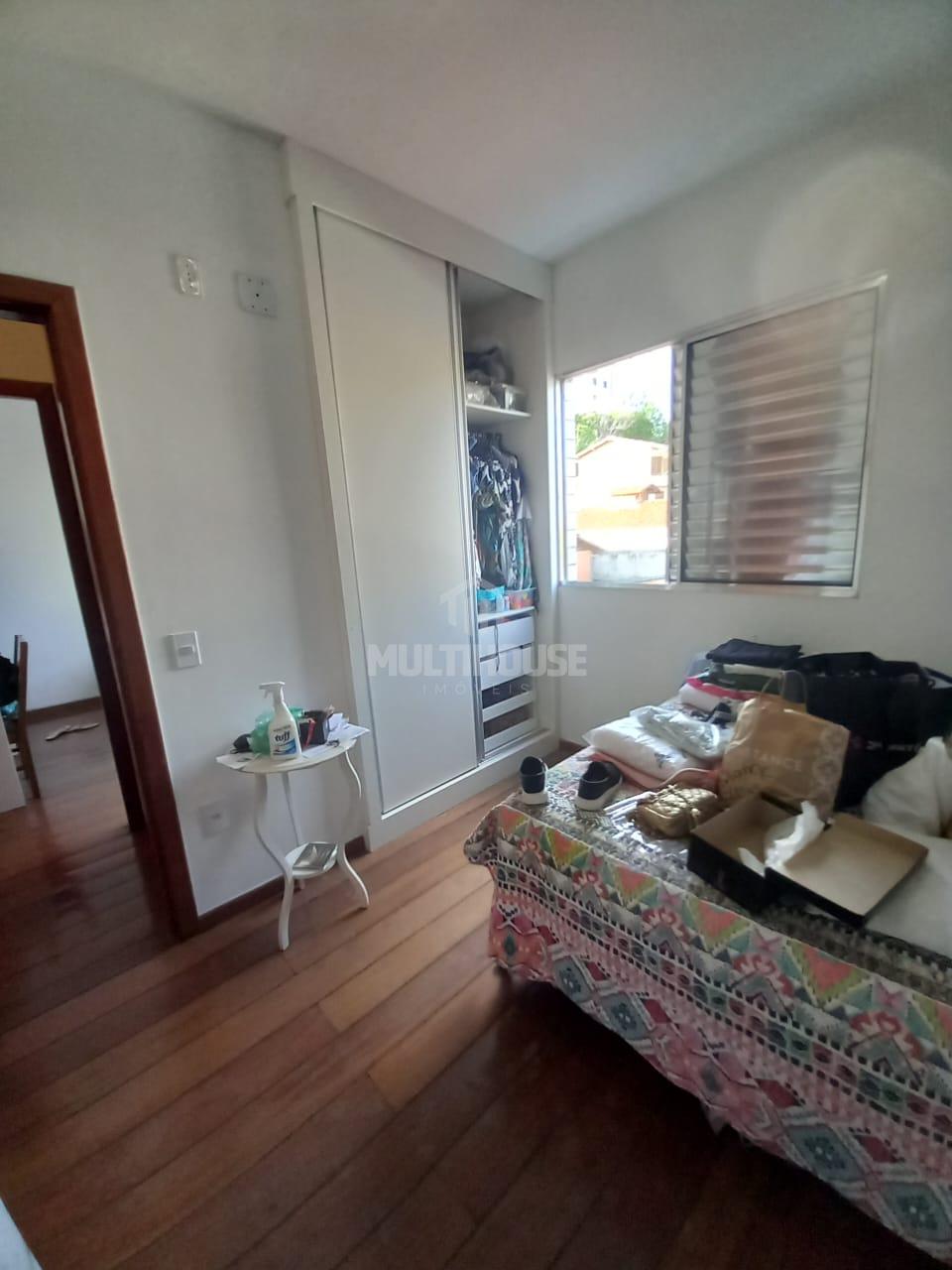 Apartamento à venda com 3 quartos, 180m² - Foto 11