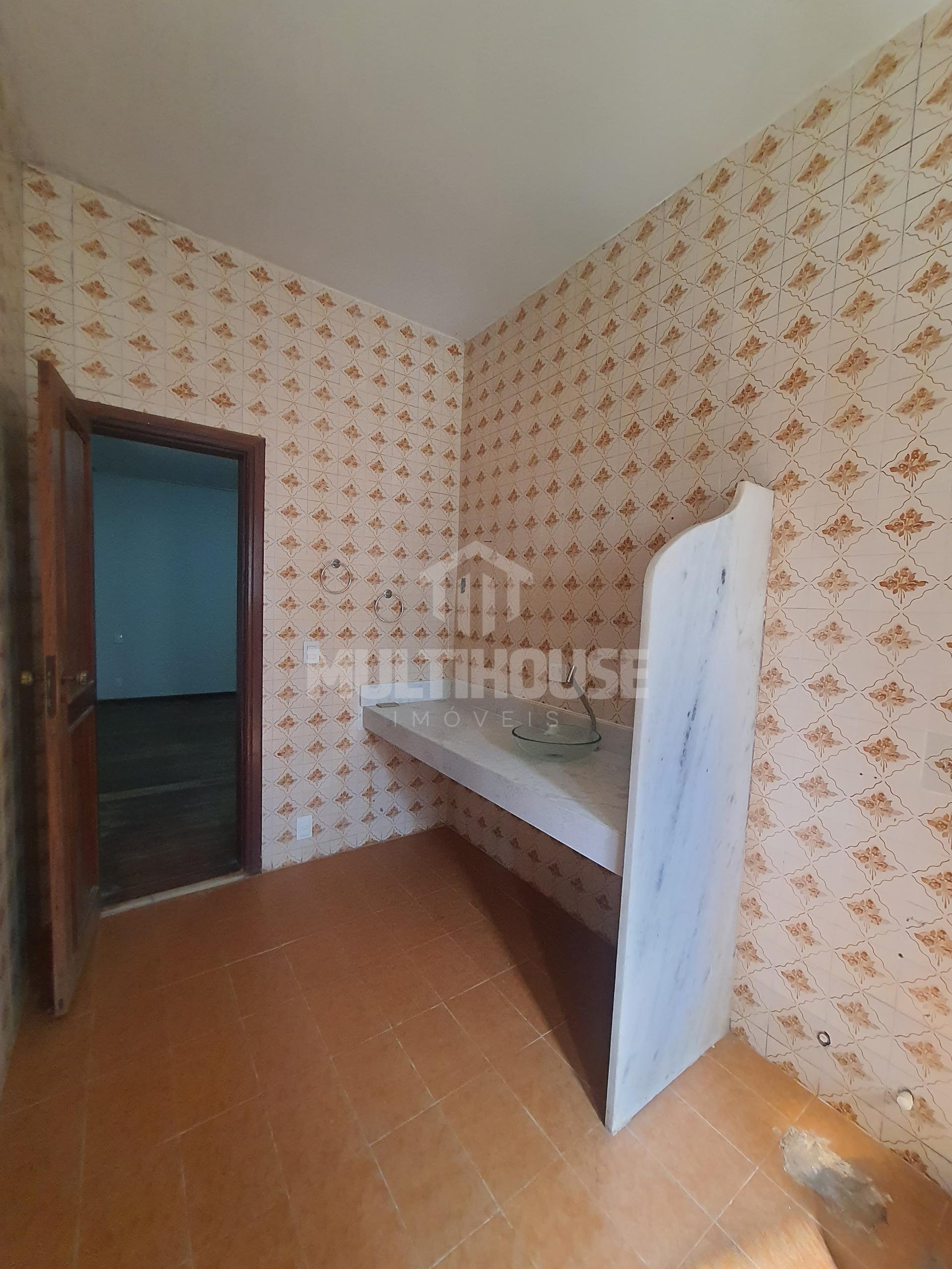 Casa para alugar com 4 quartos, 440m² - Foto 13