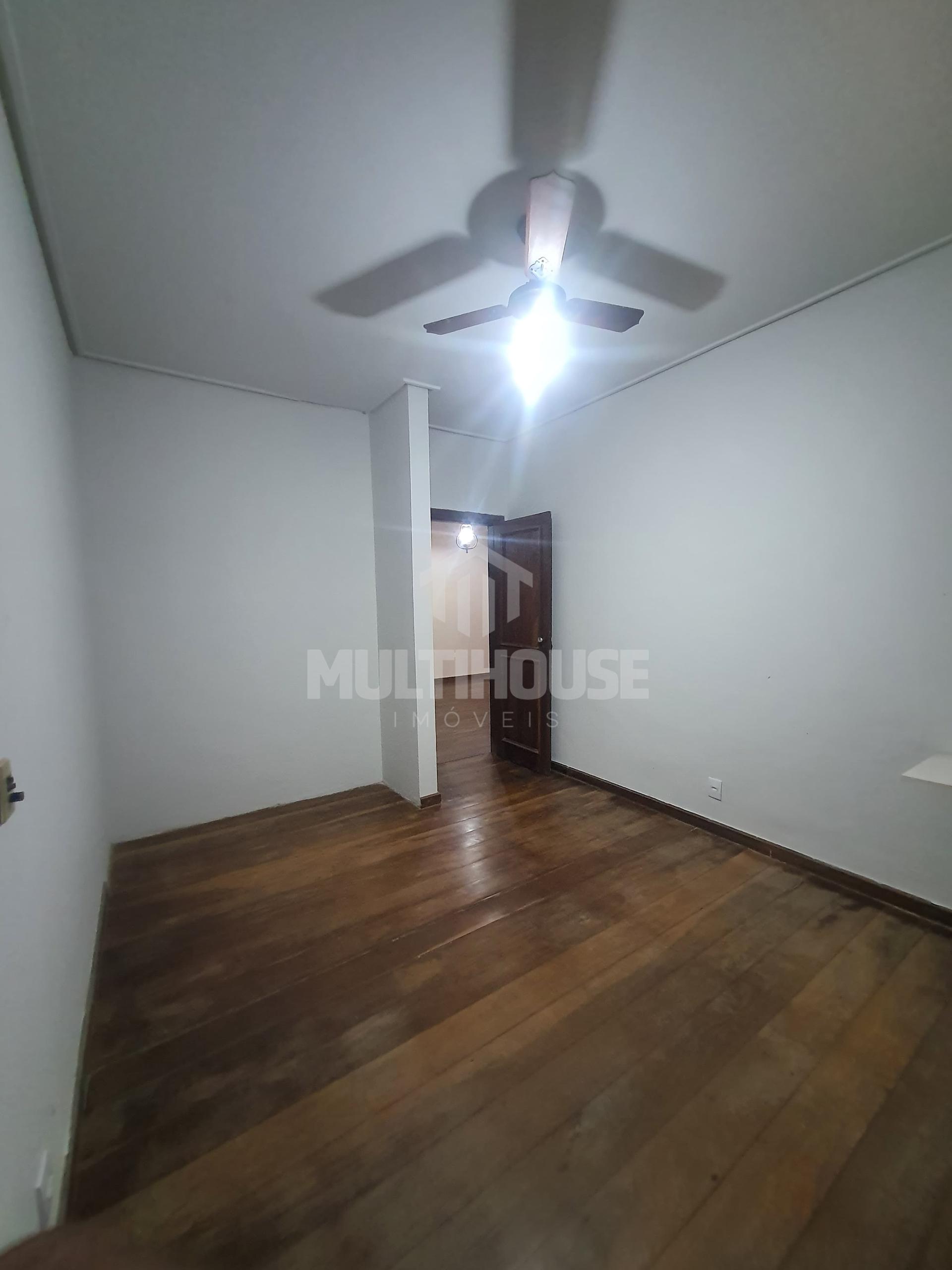 Casa para alugar com 4 quartos, 440m² - Foto 14