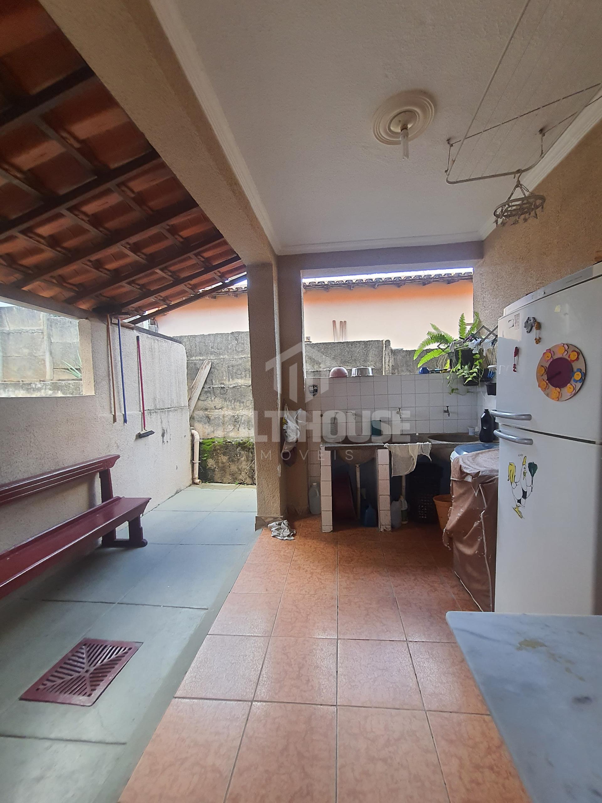 Casa à venda com 3 quartos, 360m² - Foto 8