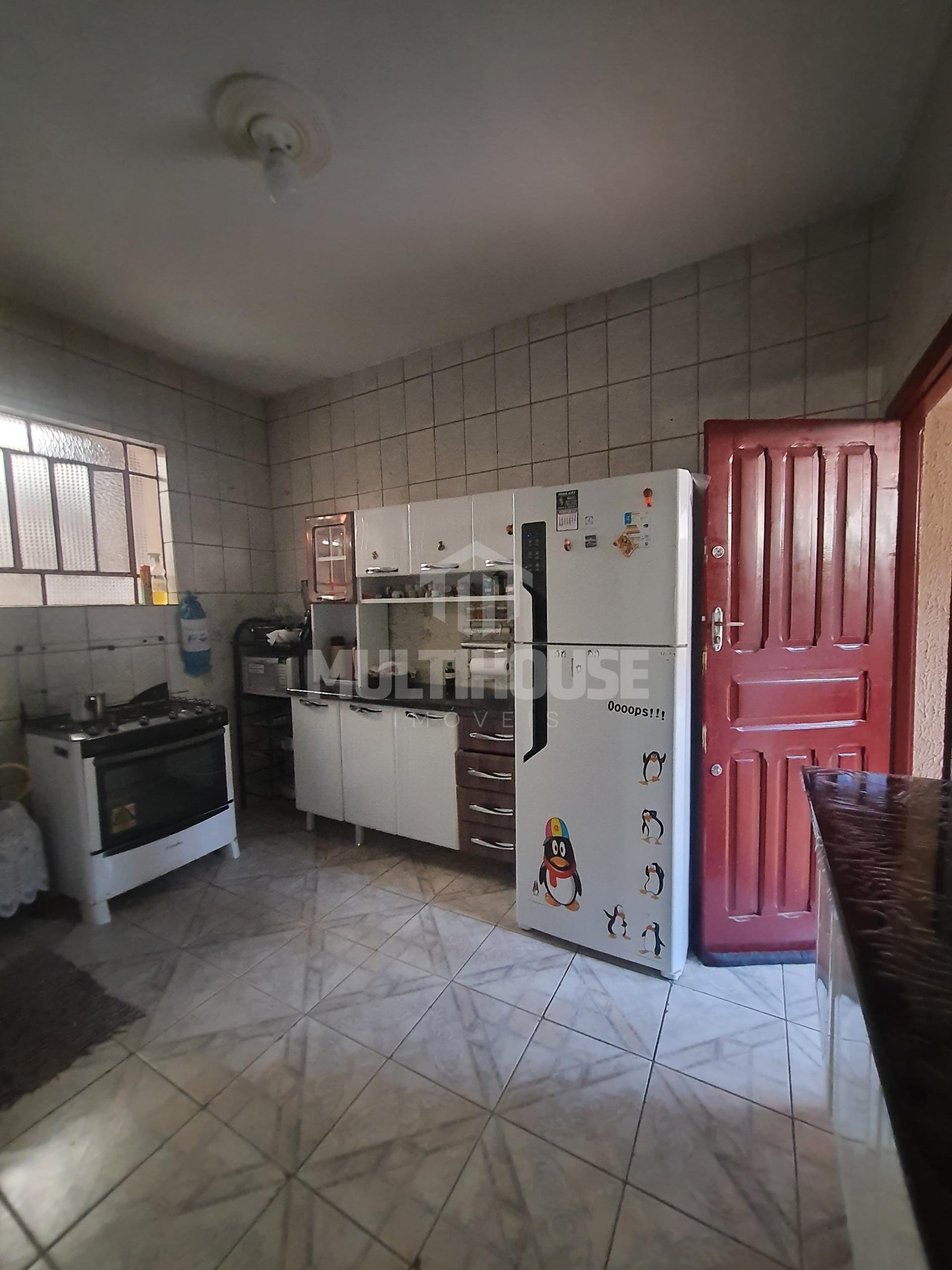 Casa à venda com 3 quartos, 360m² - Foto 12