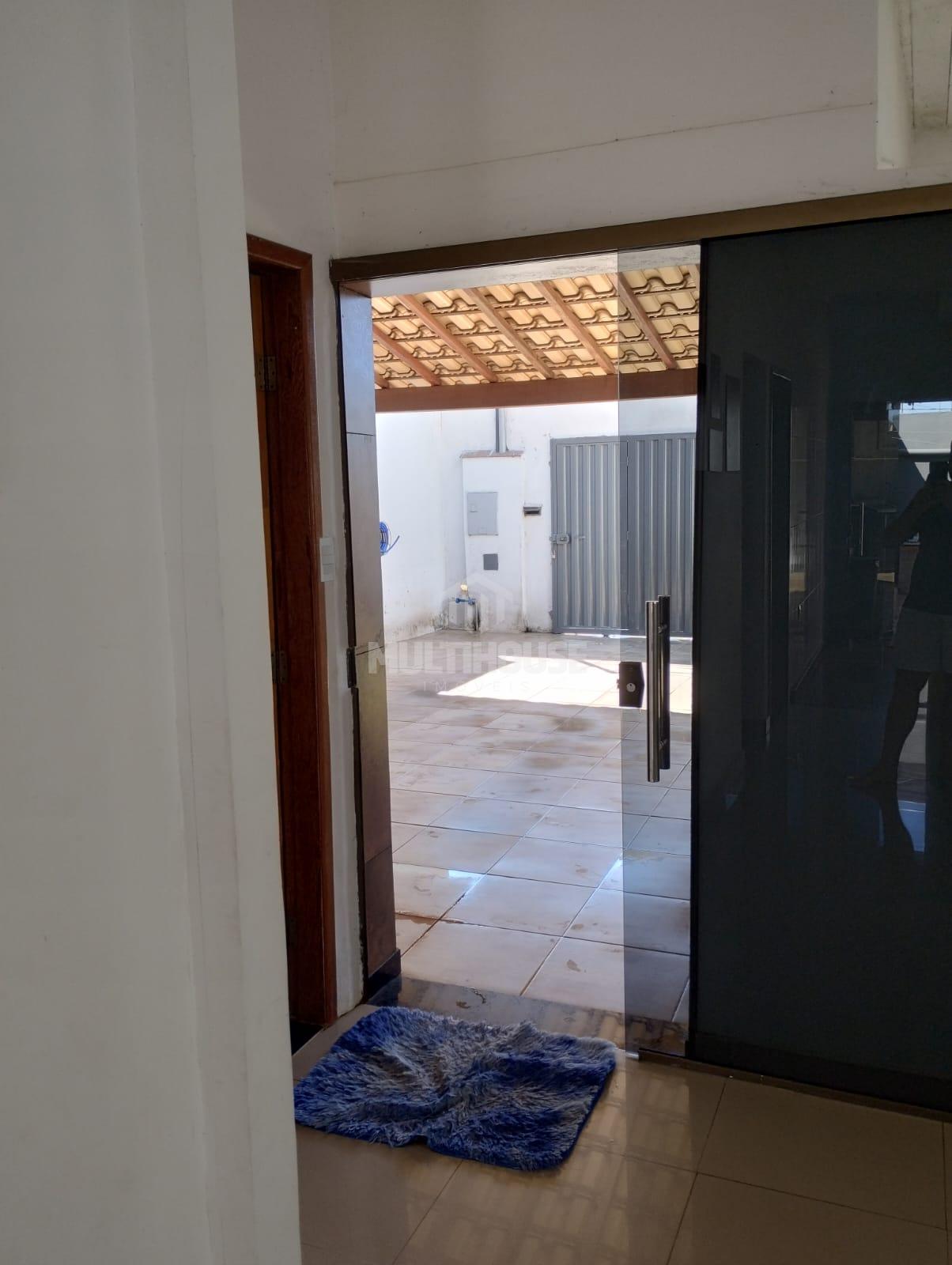 Casa à venda com 2 quartos, 200m² - Foto 17