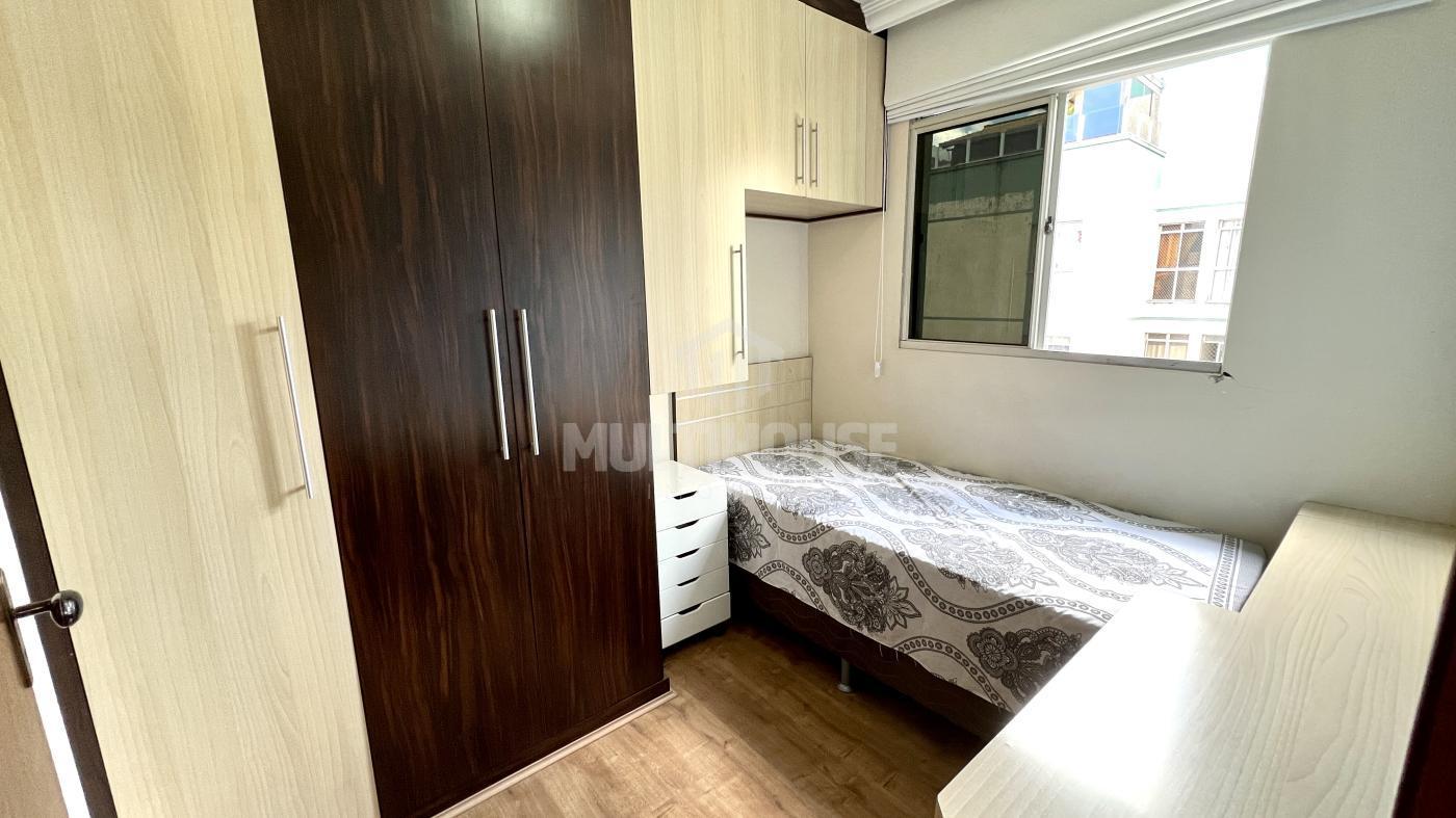 Apartamento à venda com 4 quartos, 147m² - Foto 5